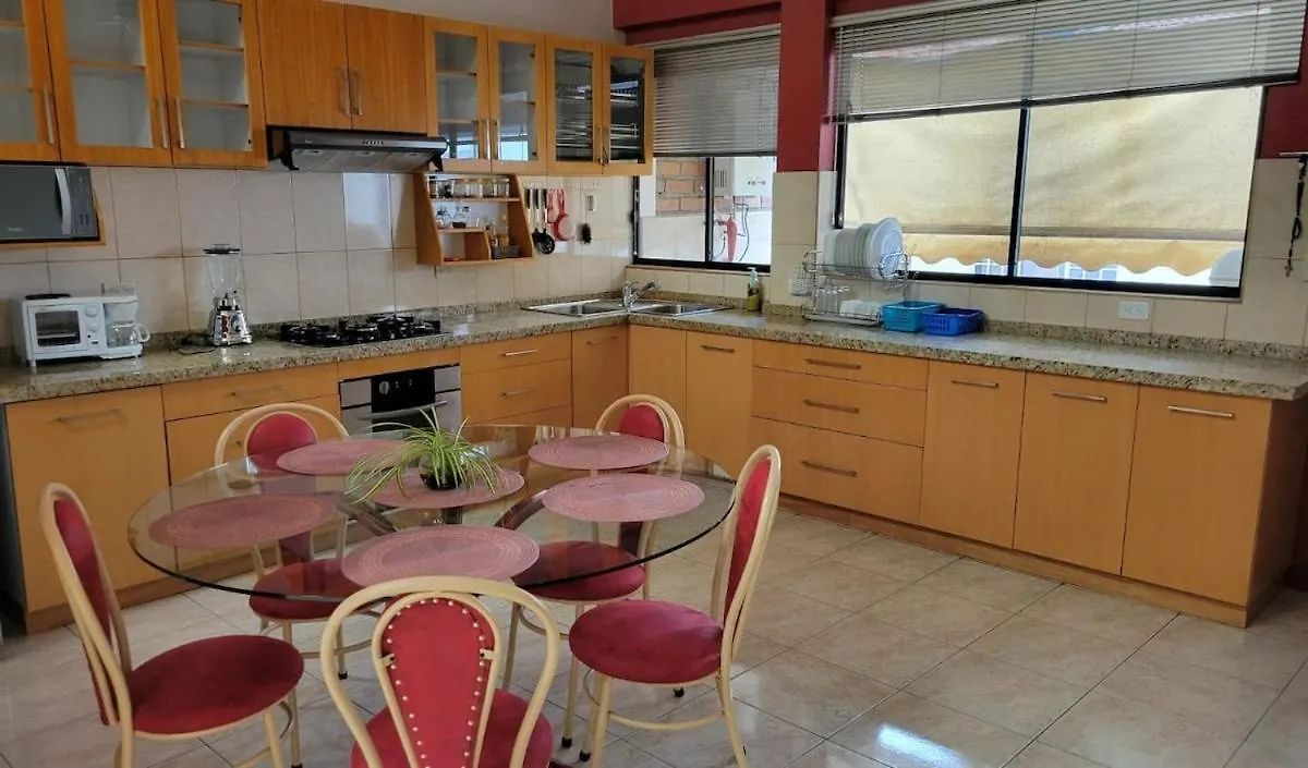 Acogedor Departamento En Cuenca-Cerca Al Tranvia Apartment  Cuenca