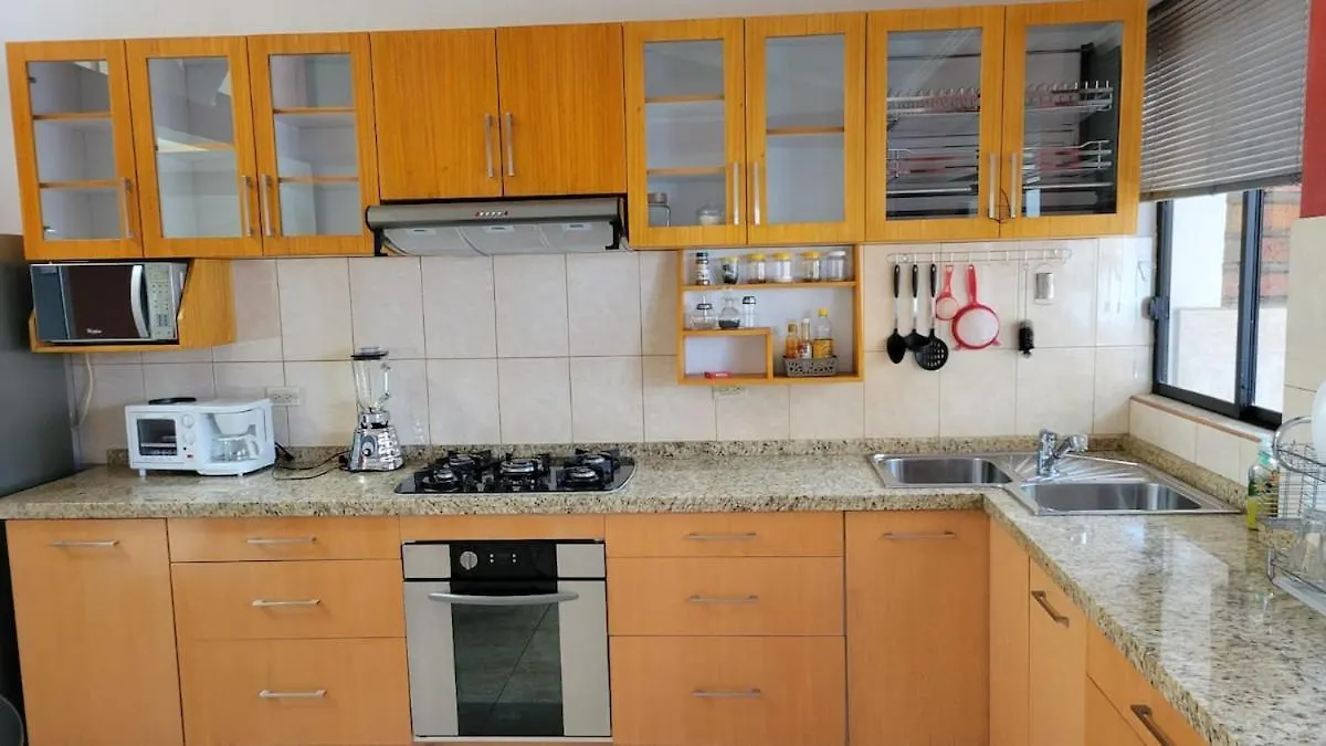 Acogedor Departamento En Cuenca-Cerca Al Tranvia Apartment